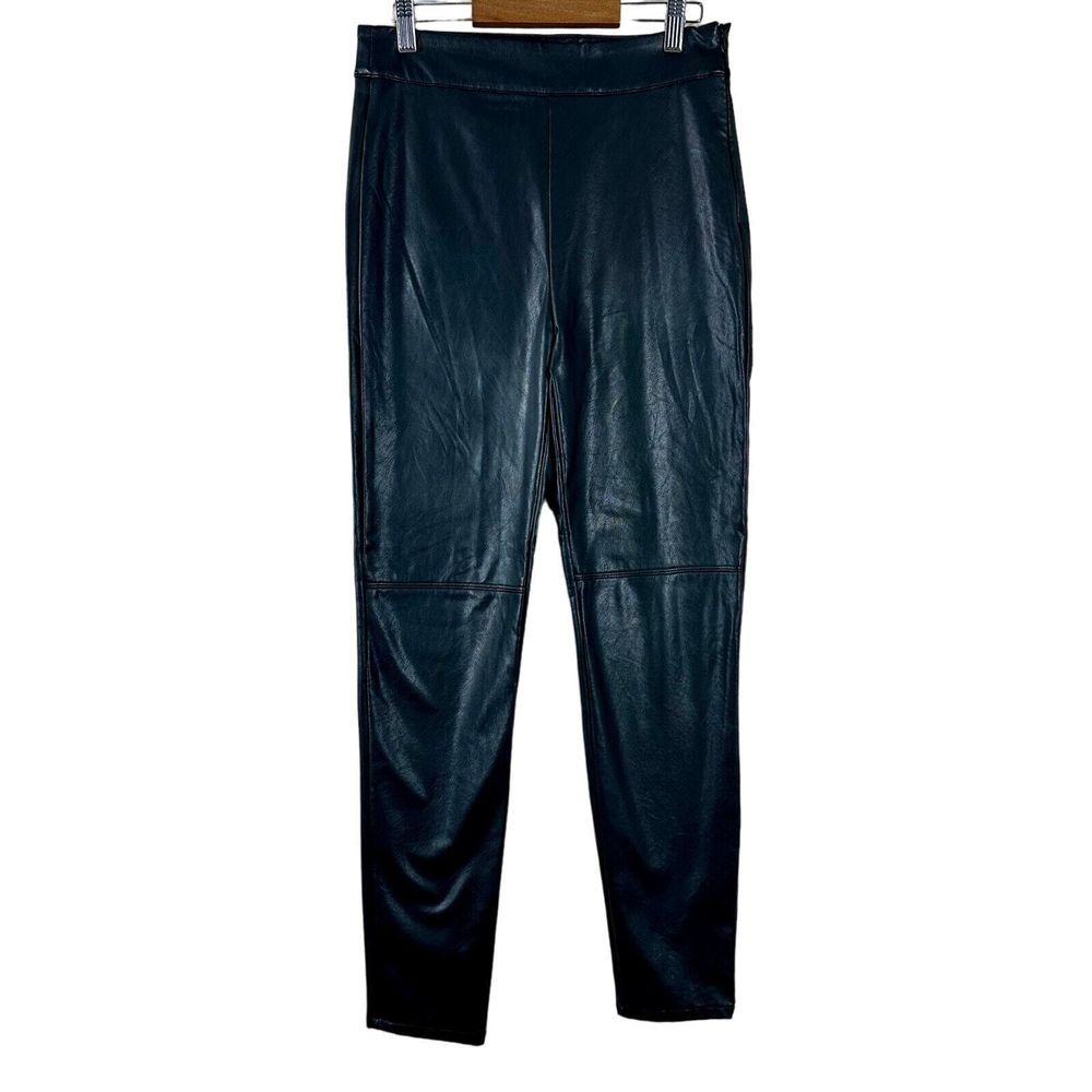 Stradivarius Women's Pants Black Faux Leather High Rise Zip‎ Preppy Ankle Size 6